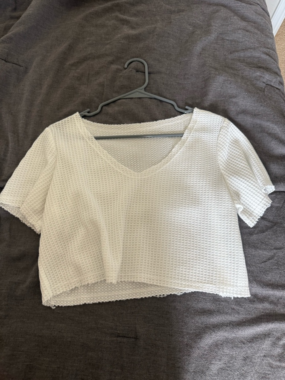 Women's White Waffle V-Neck Short Sleeve Top